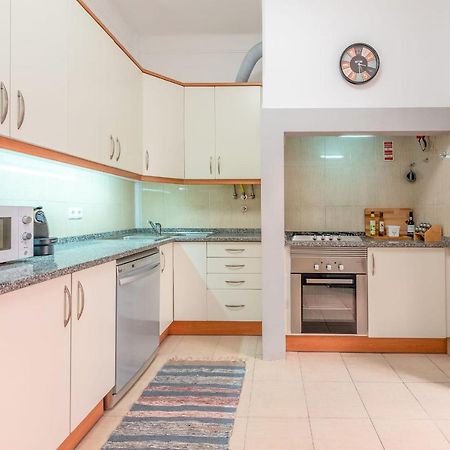 Vita Portucale ! Deluxe 3 Bedroom Apartment In Arroios Lisbon Luaran gambar