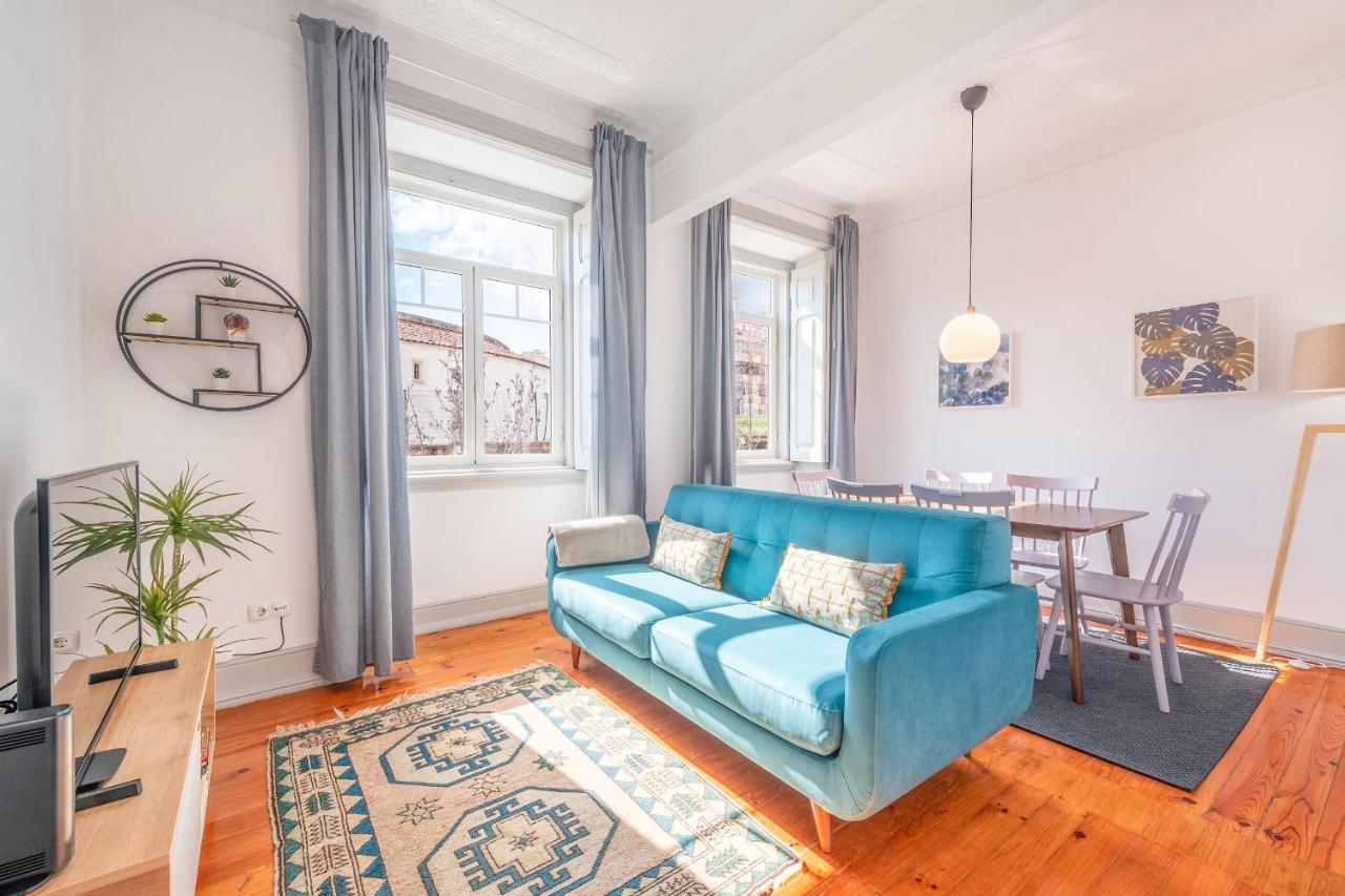 Vita Portucale ! Deluxe 3 Bedroom Apartment In Arroios Lisbon Luaran gambar