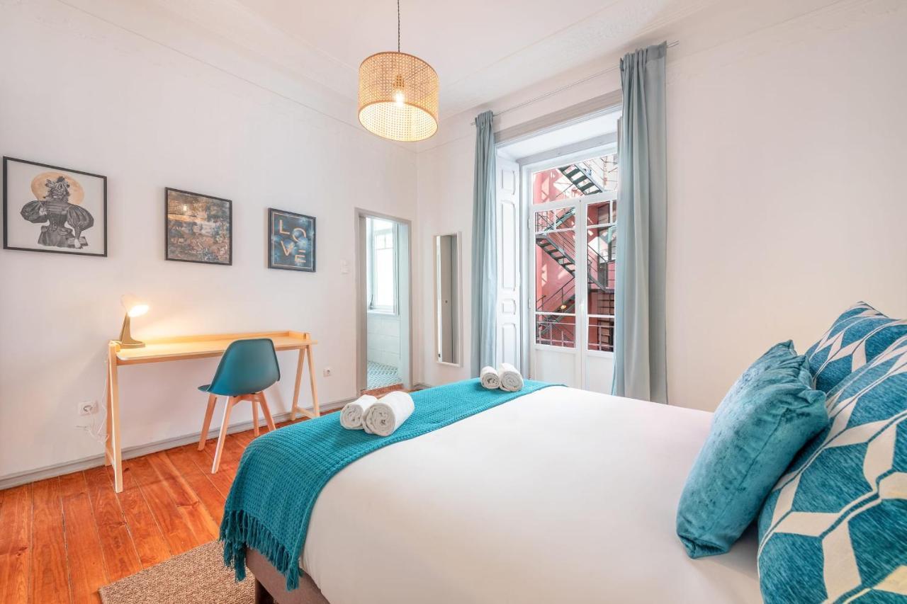 Vita Portucale ! Deluxe 3 Bedroom Apartment In Arroios Lisbon Luaran gambar