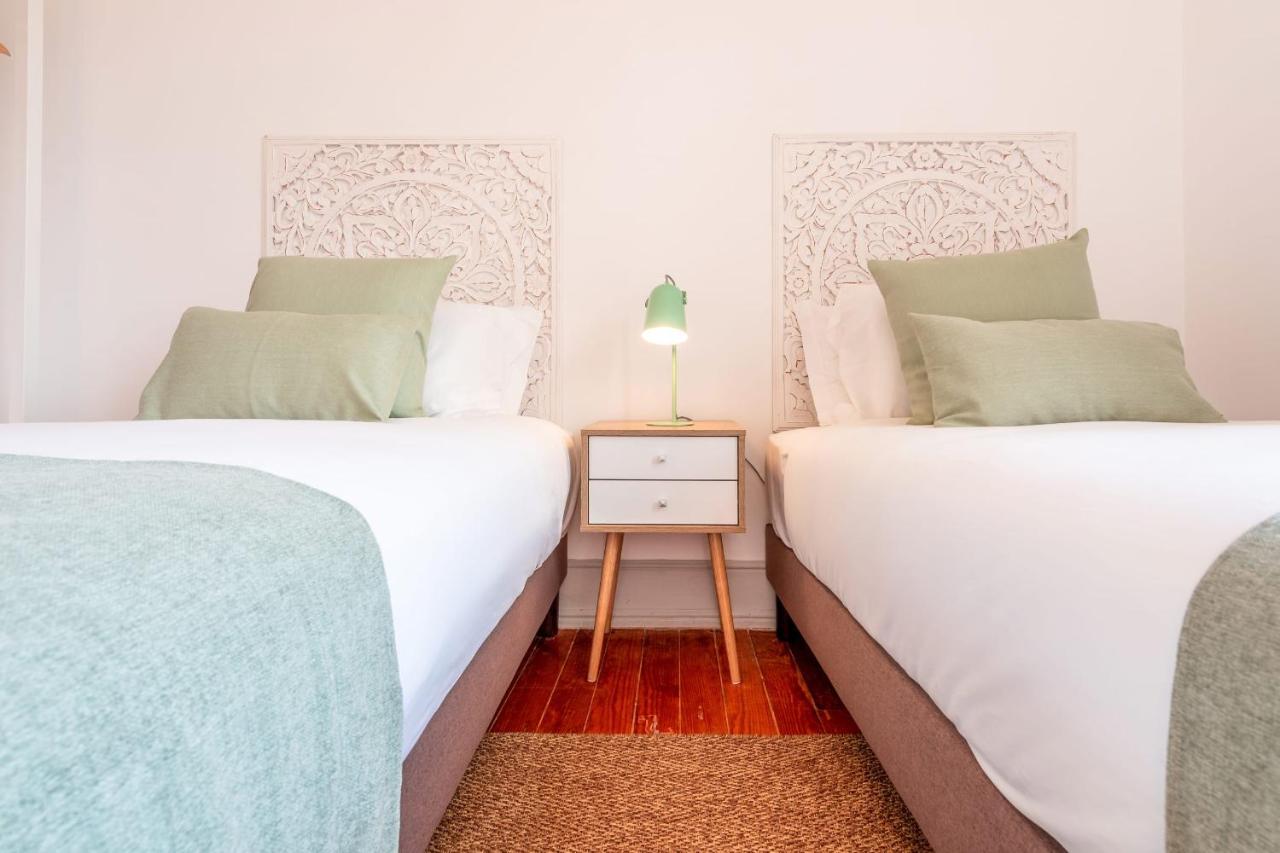 Vita Portucale ! Deluxe 3 Bedroom Apartment In Arroios Lisbon Luaran gambar