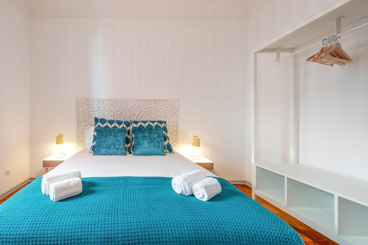 Vita Portucale ! Deluxe 3 Bedroom Apartment In Arroios Lisbon Luaran gambar