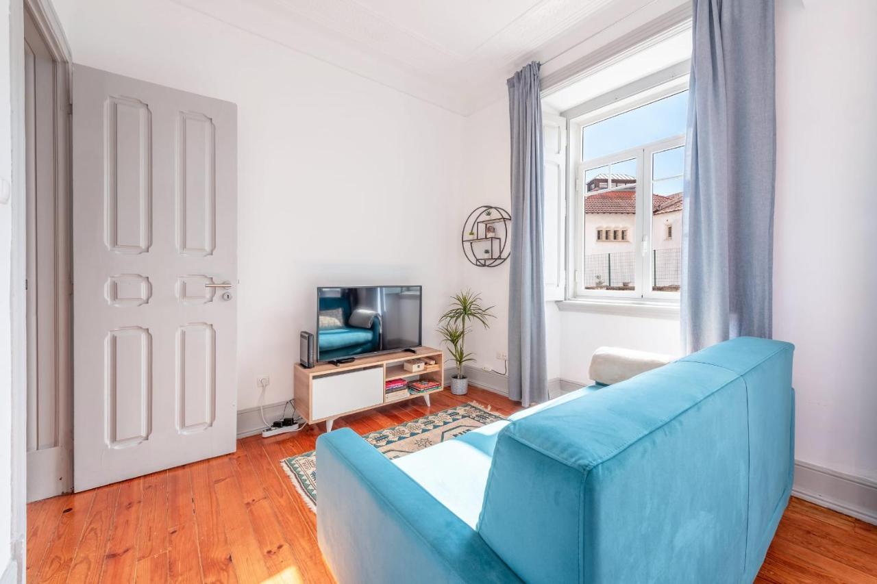 Vita Portucale ! Deluxe 3 Bedroom Apartment In Arroios Lisbon Luaran gambar